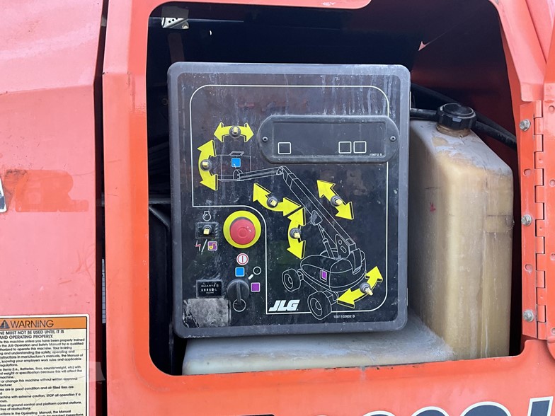 Telescopic Boom Lift - View 2